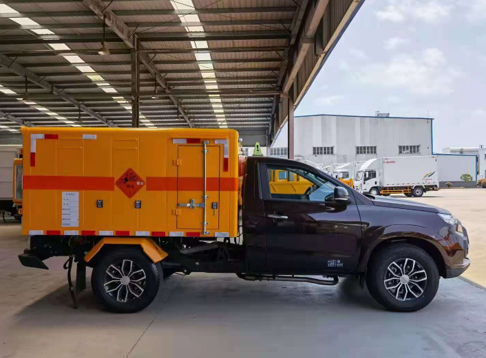 田家庵凯龙矿山设备爆破器材运输车安全性如何？