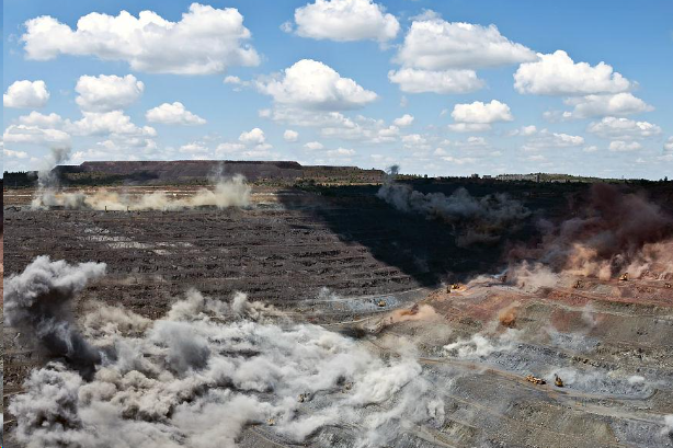 田家庵矿山作业中常用的爆破设备有哪些？